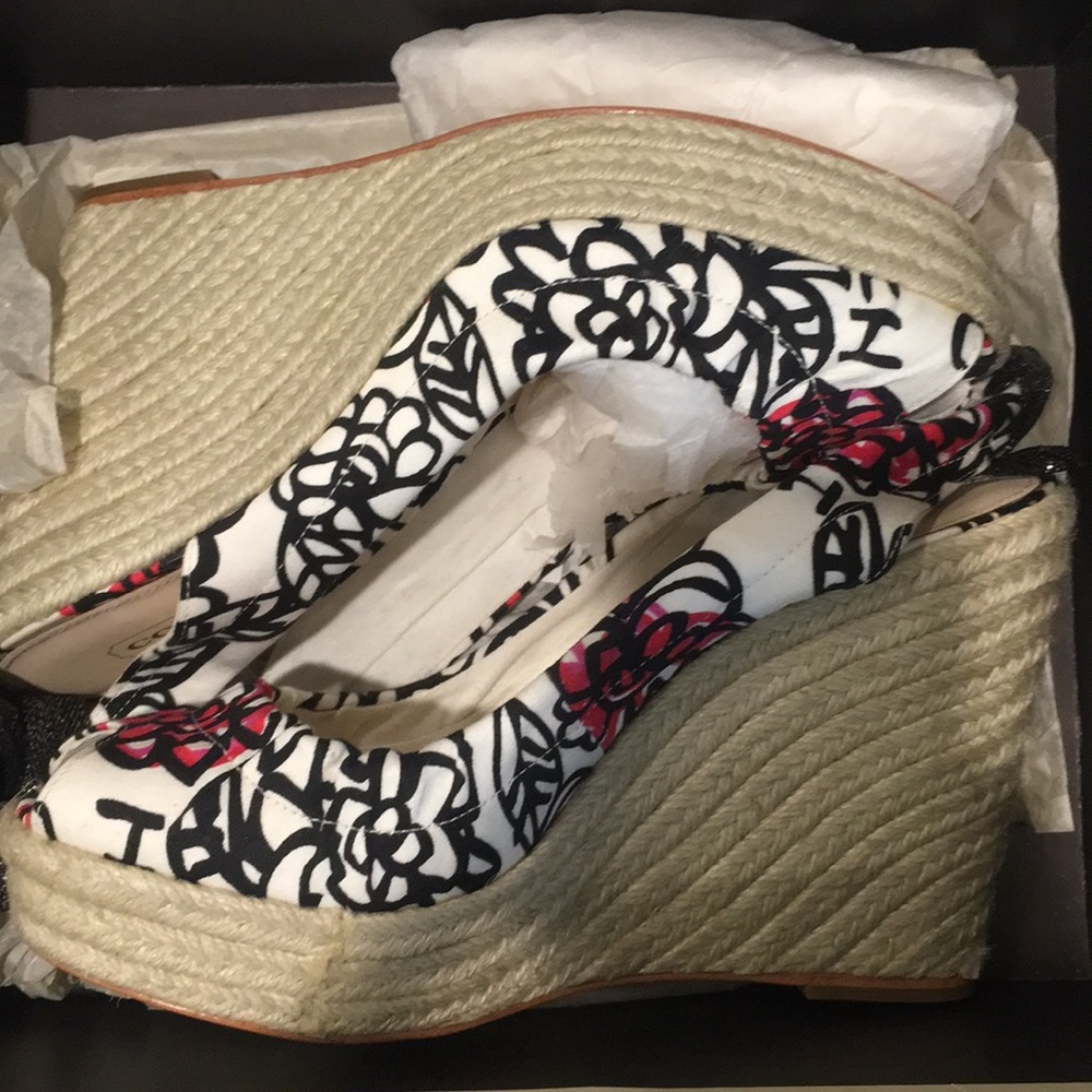Coach Wedges